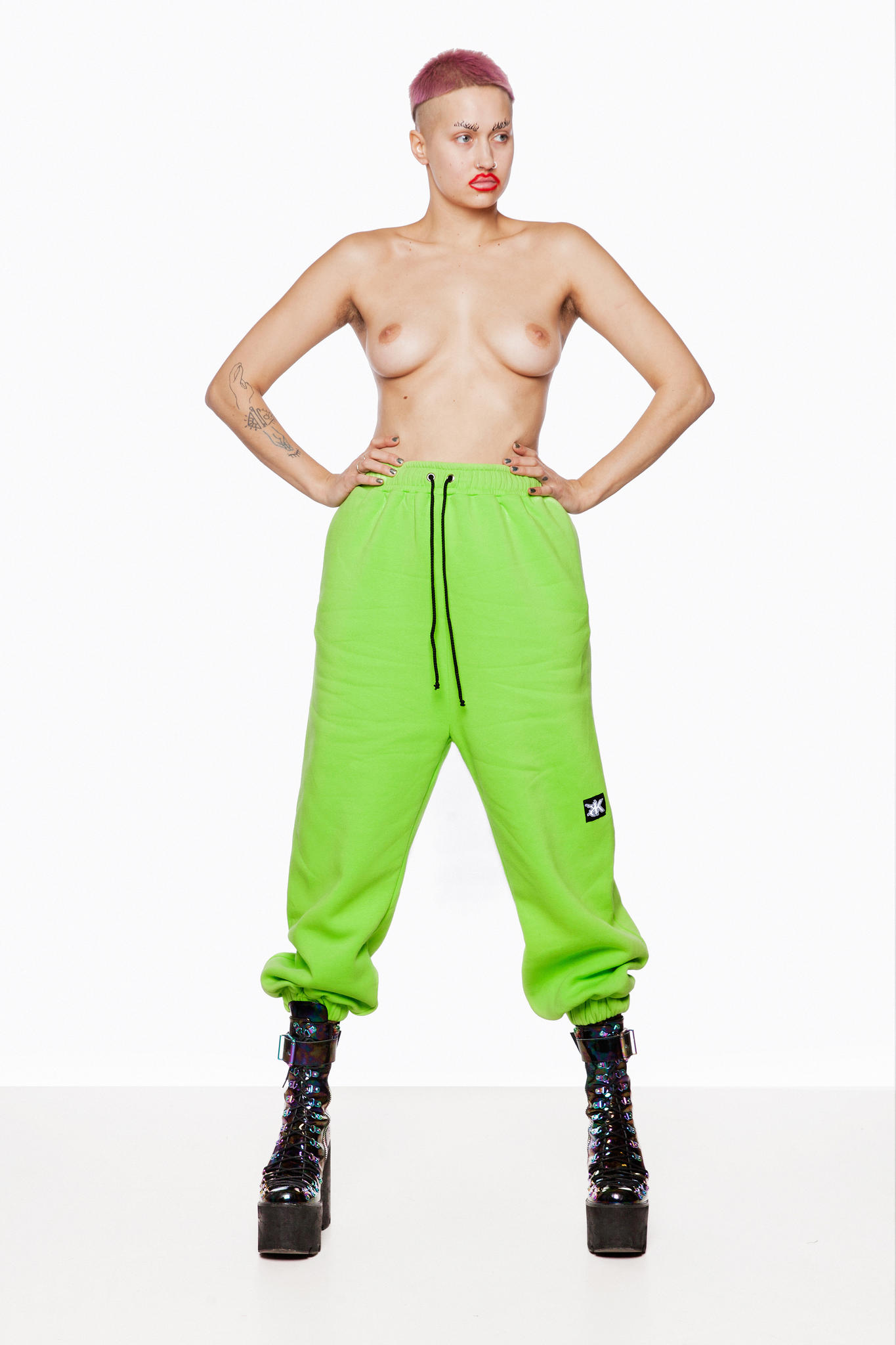 Sweatpants neon discount